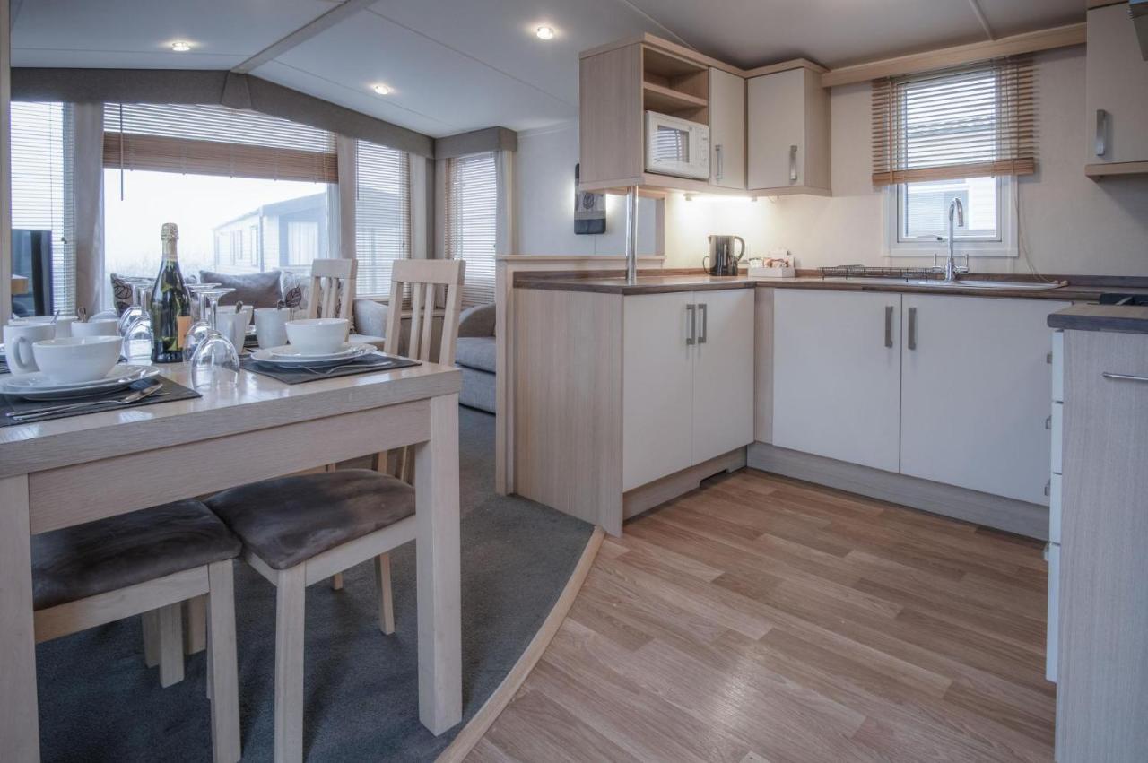 Ty Moselle 12 - 2 Bedroom Holiday Home - Amroth Exterior photo